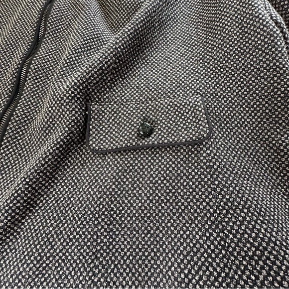 John Meyer collection women’s size 22W front zip jacket,‎ black, and white color - Picture 11 of 13